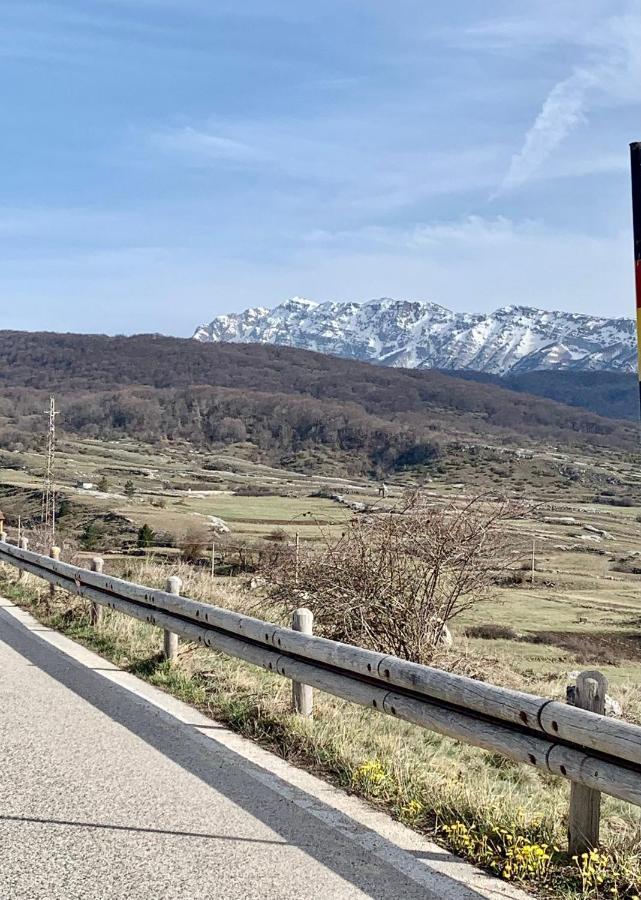 Appartamento La Loggia Rocca di Mezzo Esterno foto