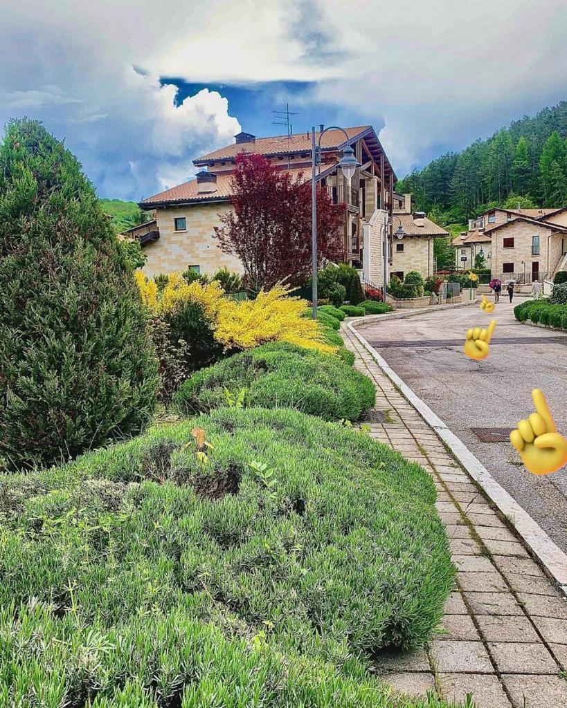 Appartamento La Loggia Rocca di Mezzo Esterno foto